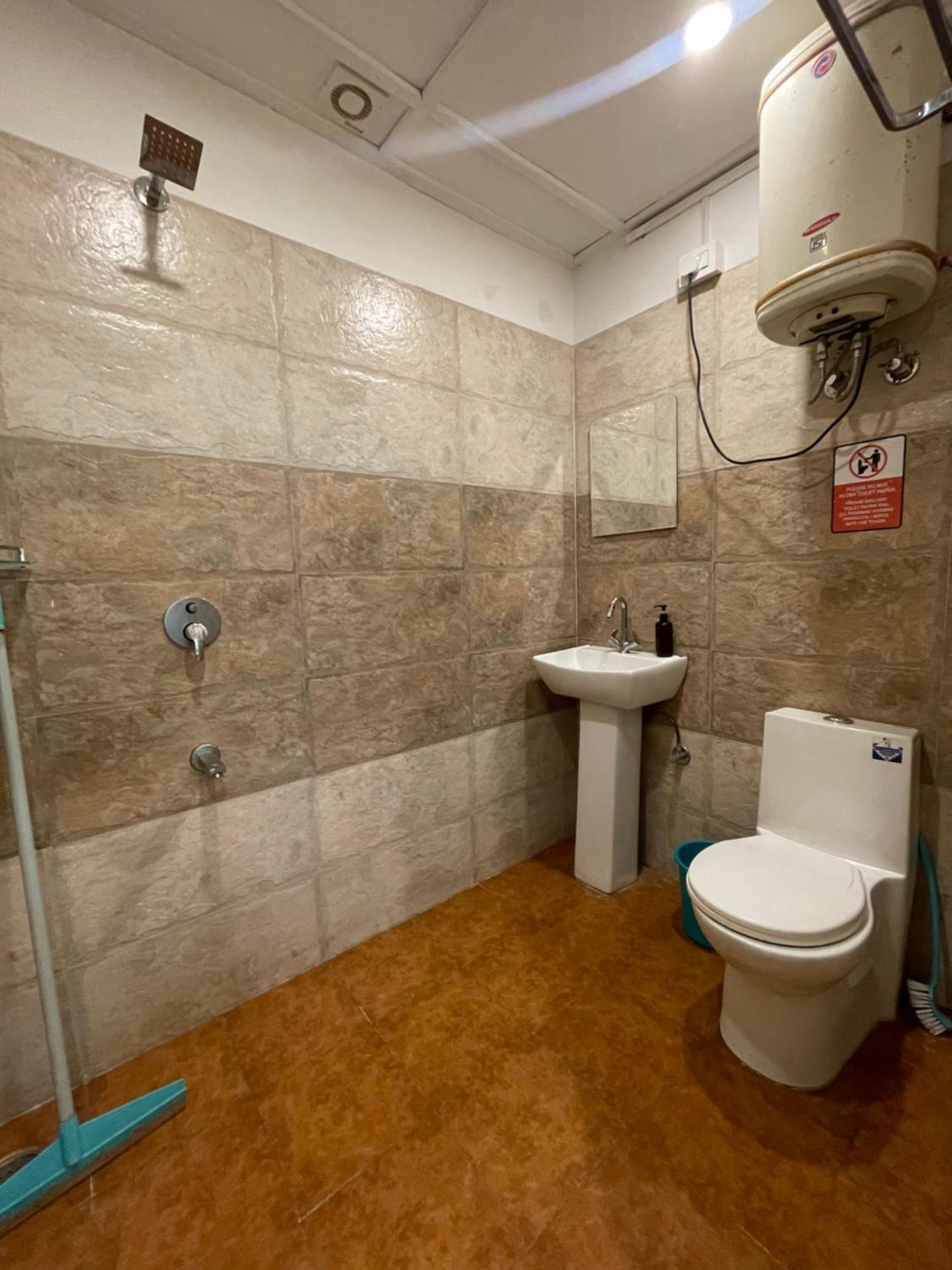 Eevolve Dharamkot - An Eco Hostel McLeod Gandzs Kültér fotó
