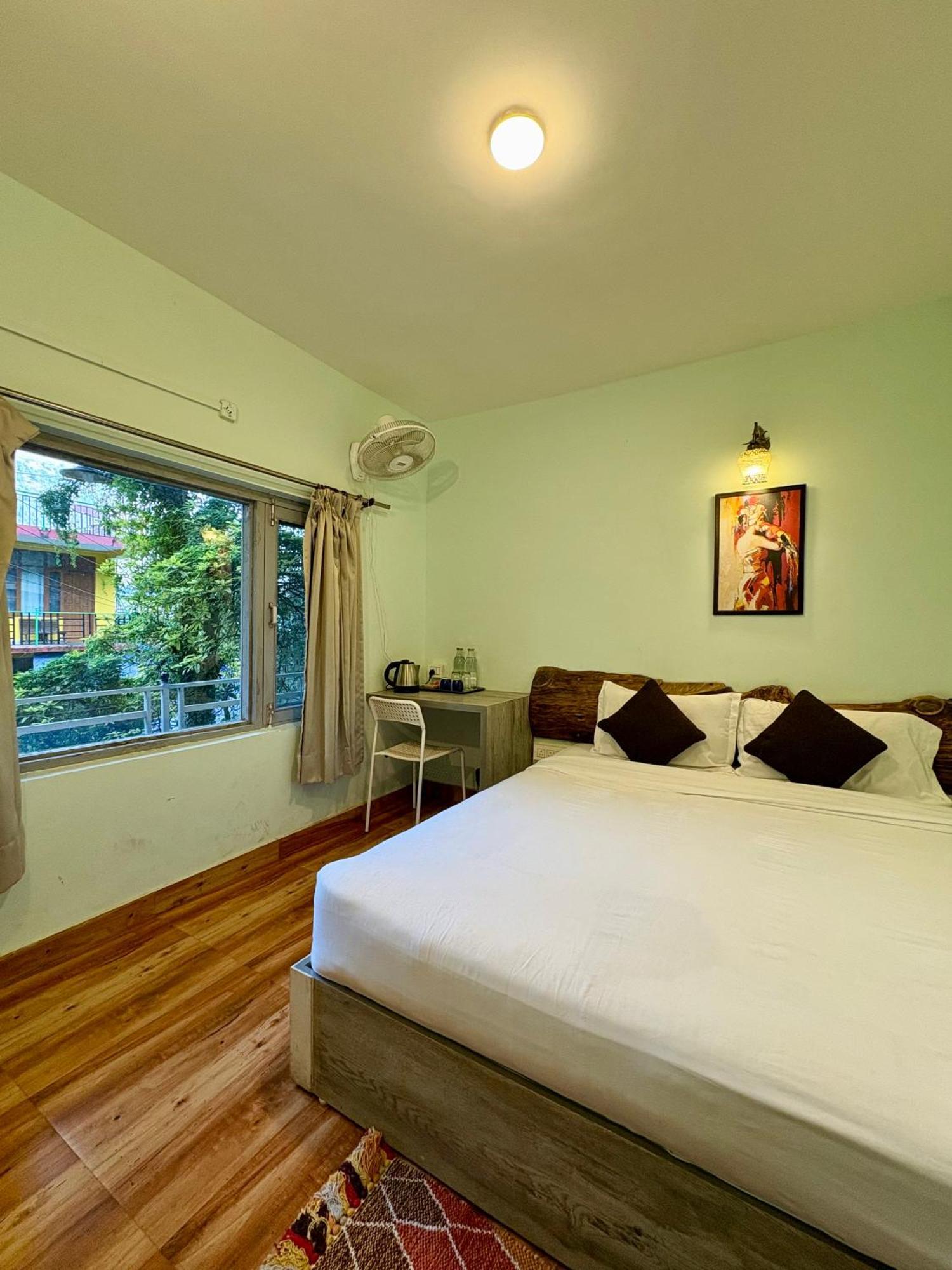 Eevolve Dharamkot - An Eco Hostel McLeod Gandzs Kültér fotó