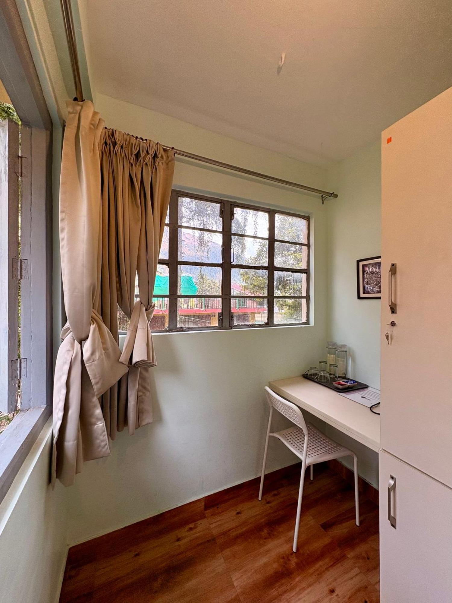 Eevolve Dharamkot - An Eco Hostel McLeod Gandzs Kültér fotó